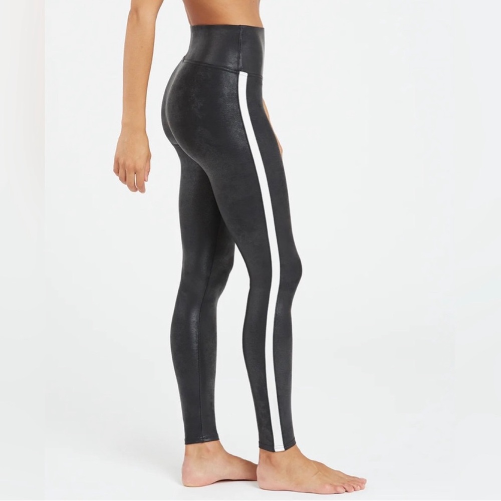 SPANX leggings with white stripe